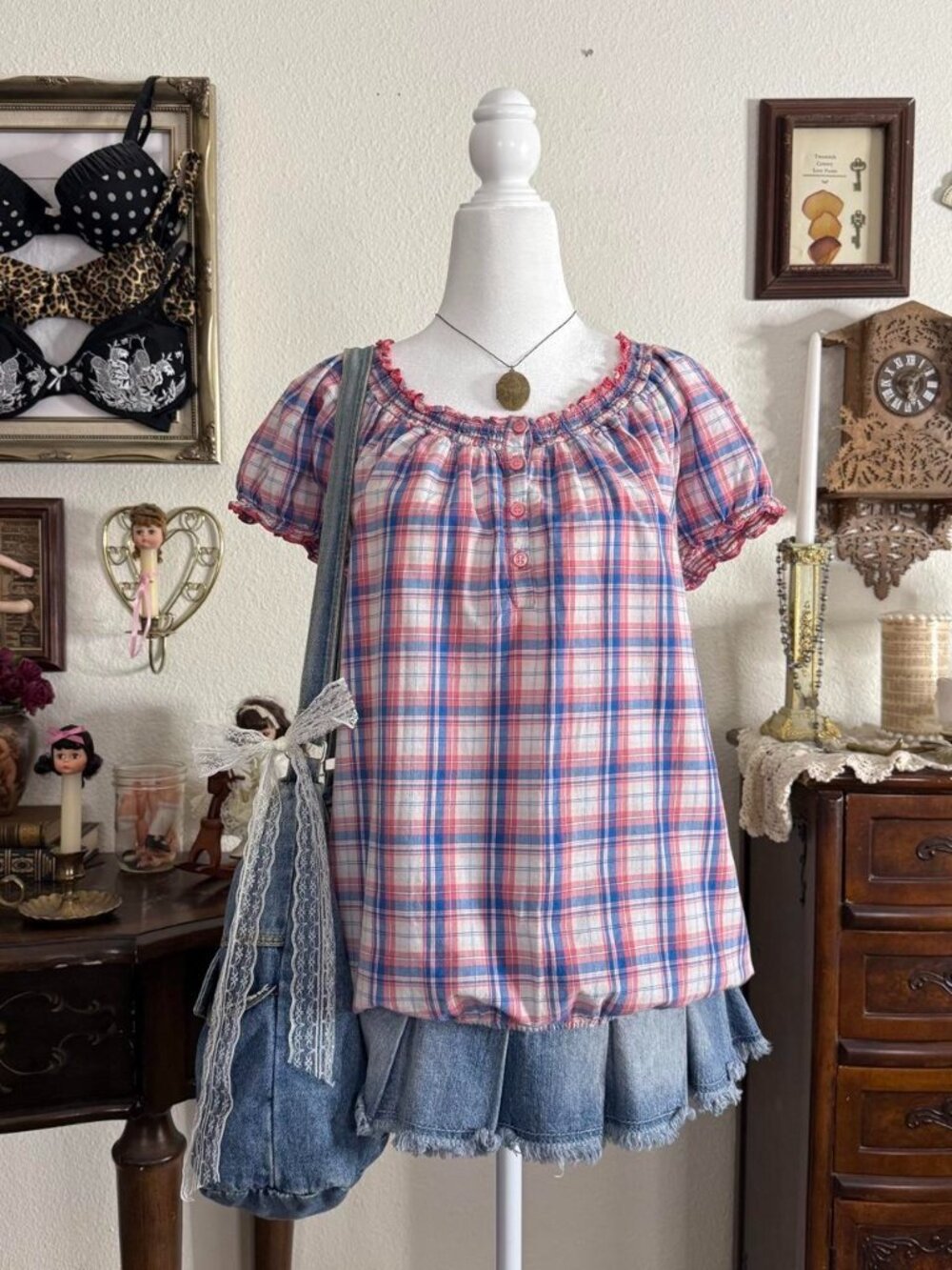 Y2k Americana farmer’s daughter cottagecore pink and blue plaid bubble style cot